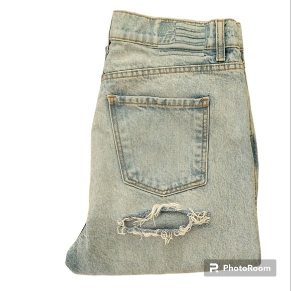 Revice Ex Boyfriend High Waisted Distressed Cheeky Mom Jeans Sz 31 - Picture 7 of 12
